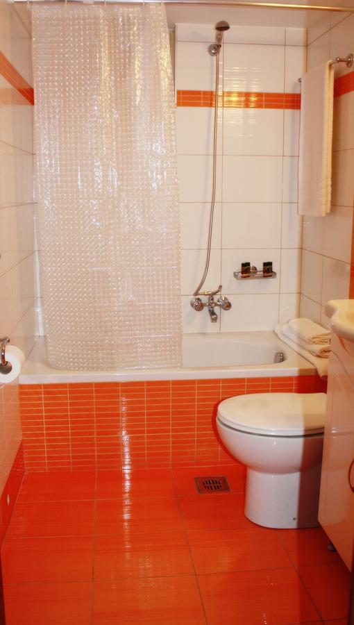 A Niko'S Place Ираклион Экстерьер фото